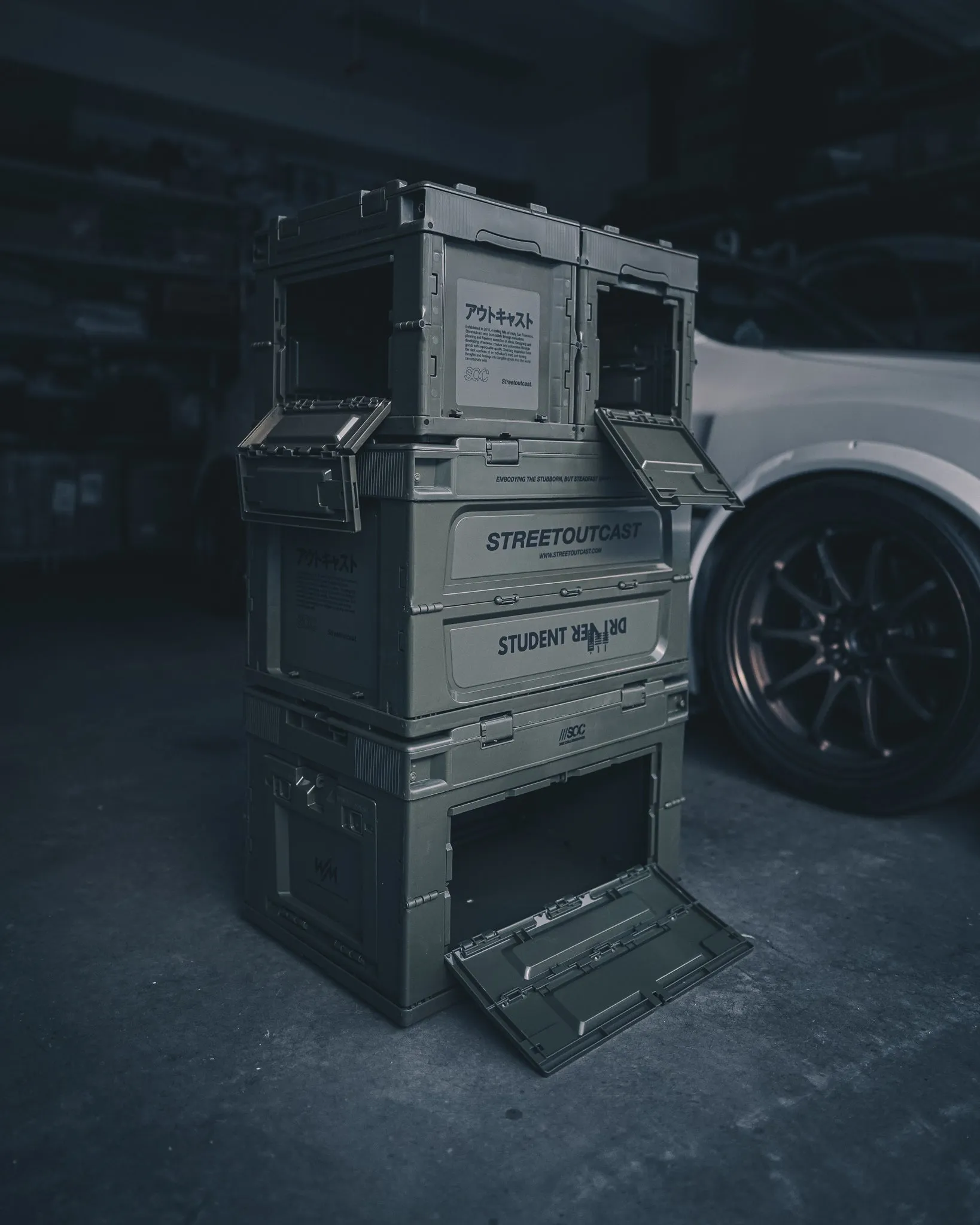 COLLABORATION - FOLDABLE CRATE