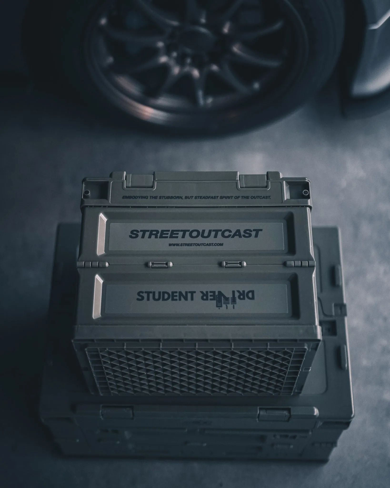 COLLABORATION - FOLDABLE CRATE