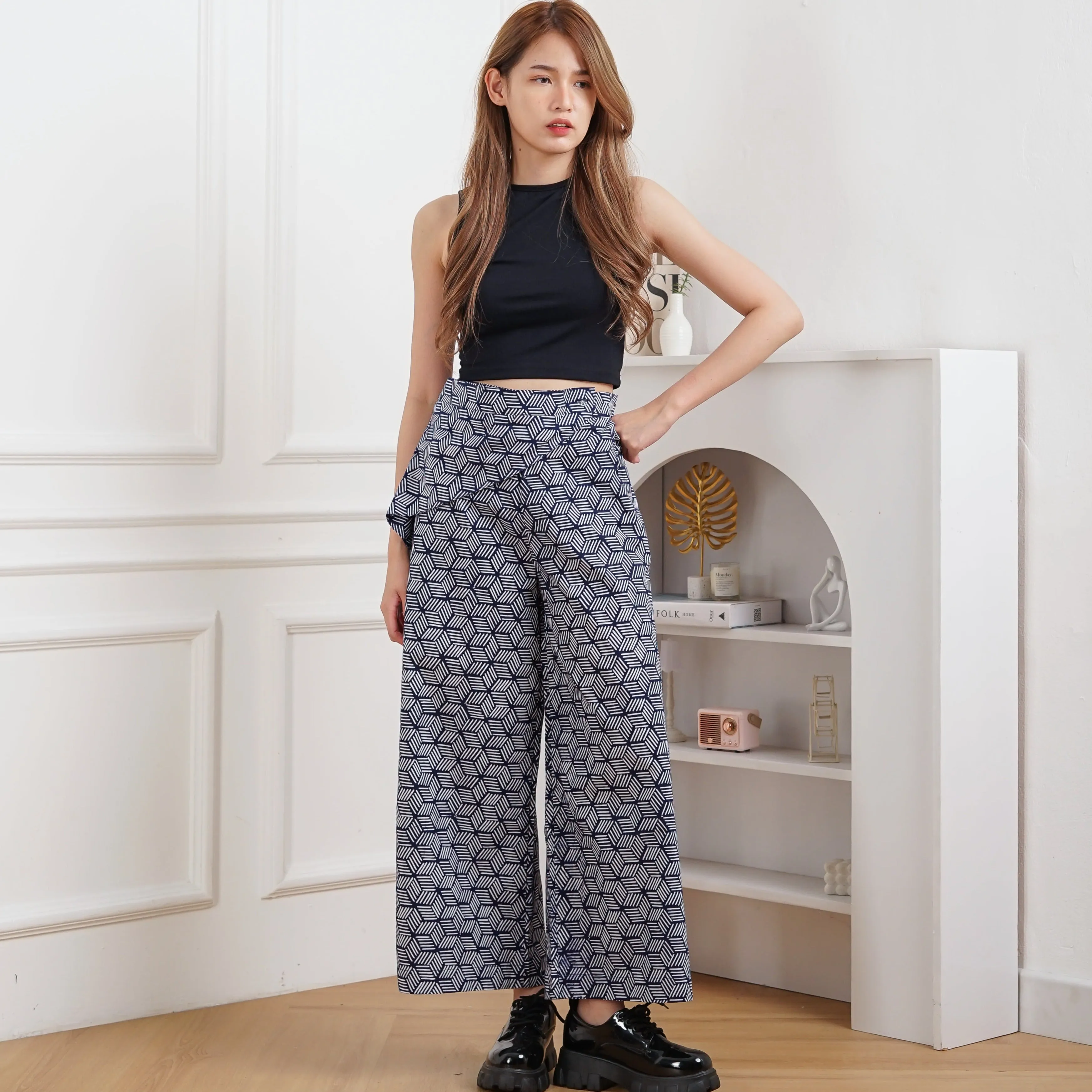 Crates Wrap Pants