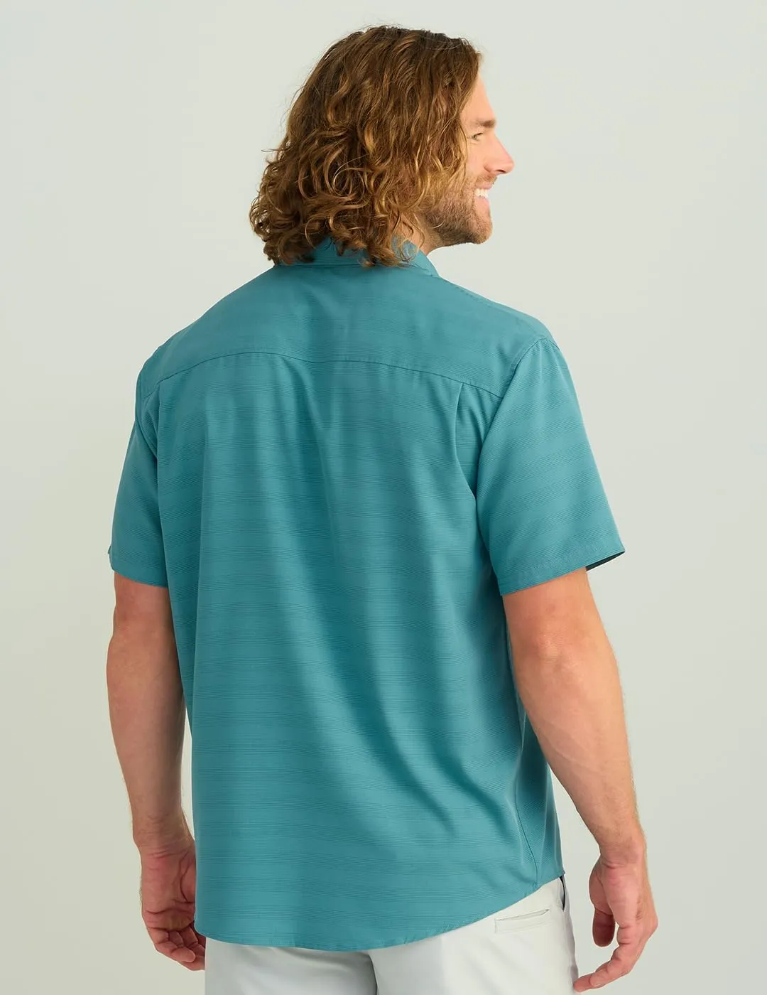 HUK Men's Kona Short Sleeve Fishing Button Down Shirt