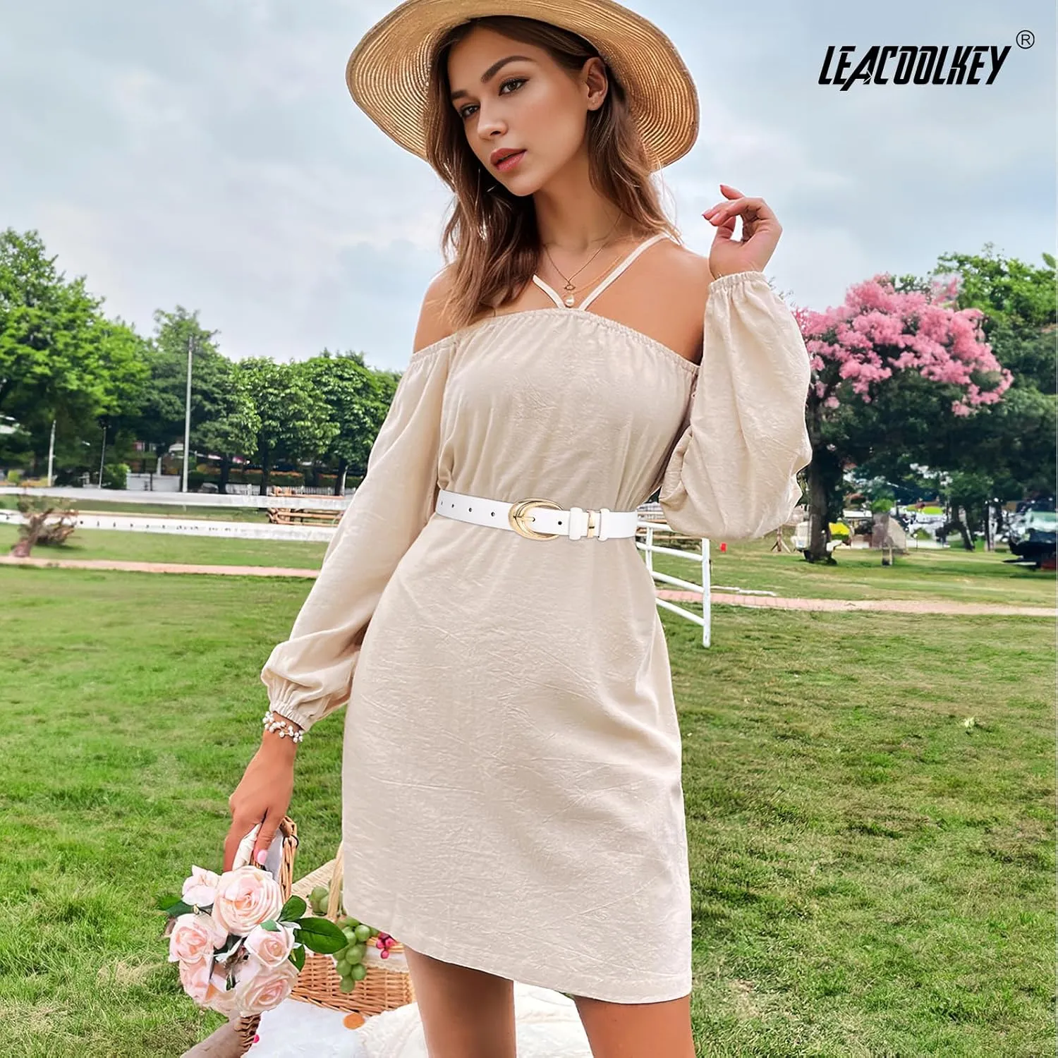 LEACOOLKEY 2 Pack Women Leather Belts for Jeans Dress Fashion Ladies Belt with Gold Silver Buckle