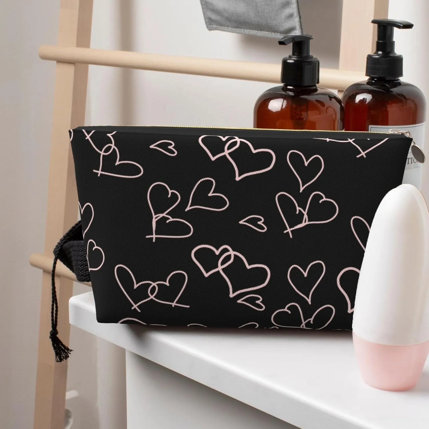 Leather Makeup Bag Travel Cosmetic Bag Small Makeup Bag for Women,Toiletry Bag Accessories Organizer-Black Love Heart